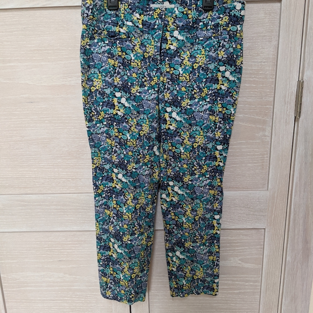 Loft cropped pants